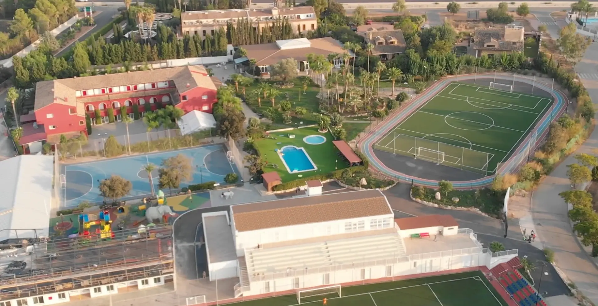 Jugadores del campus de verano de Alto Rendimiento Valencia